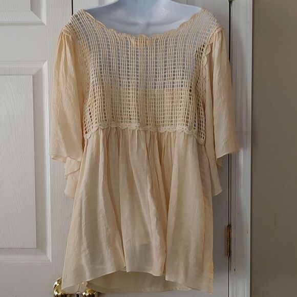 Adiva wide sleeve multi fabric style  cream crochet top blouse  Sz 2X - Picture 5 of 6